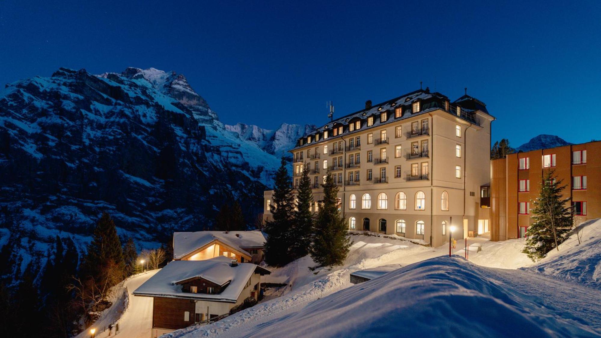 Hotel Muerren Palace Buitenkant foto