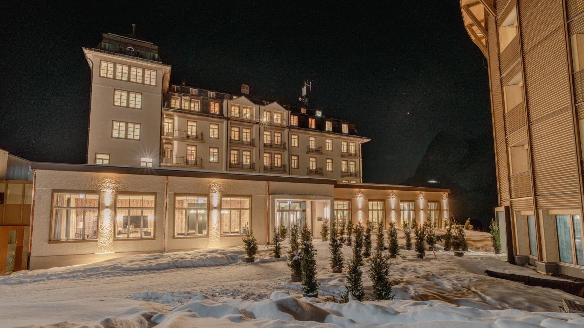 Hotel Muerren Palace Buitenkant foto